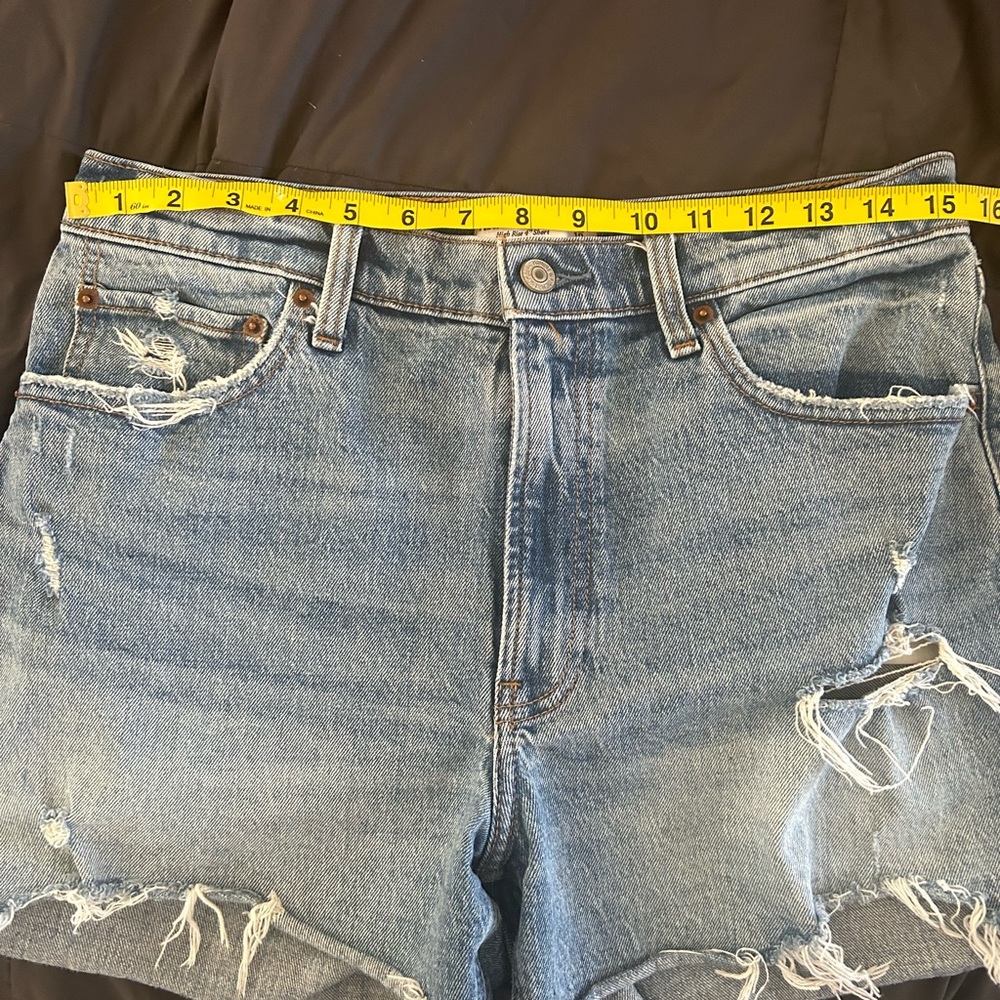 Abercrombie & fitch 4” short
